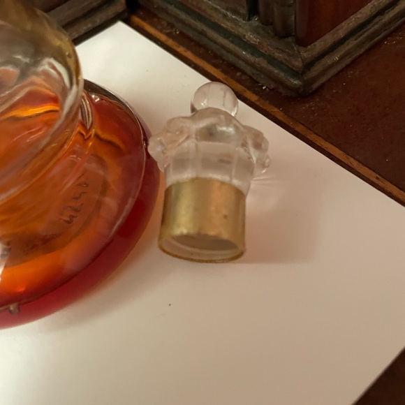 Vintage Mary Chess Perfume, Strategy (1942) - Picture 6 of 6